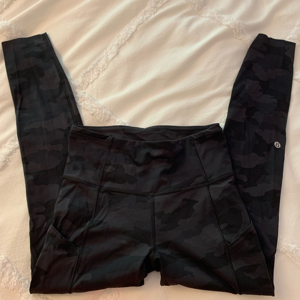 Lululemon camo fast and free leggings
